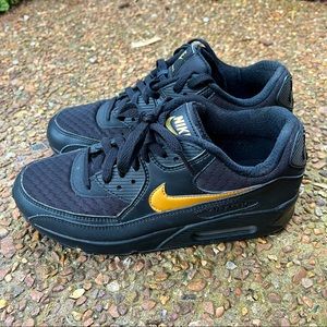 Nike Air Max 90 Running Shoes Essential Black Metallic Gold AV7894-001 Mens 8.